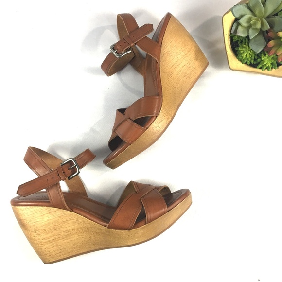 Madewell Shoes - Madewell Drea Leather & Wood Wedge 9.5